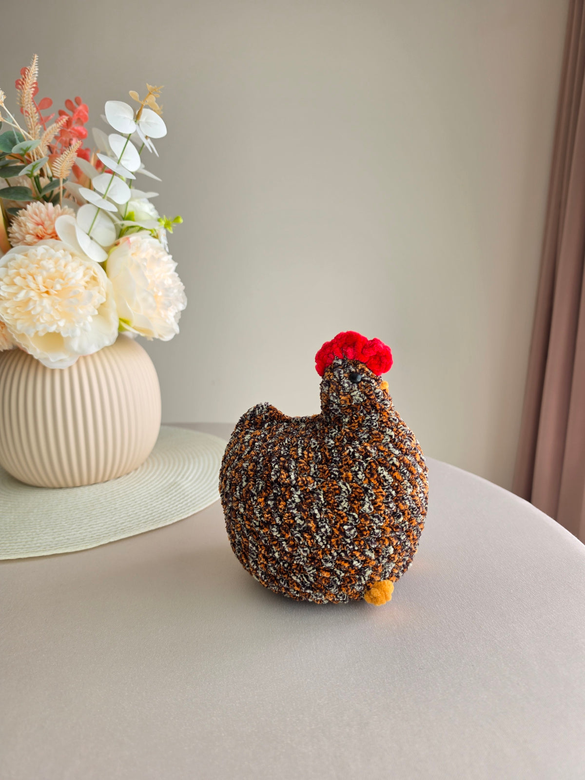 Crochet Hen with Surpise